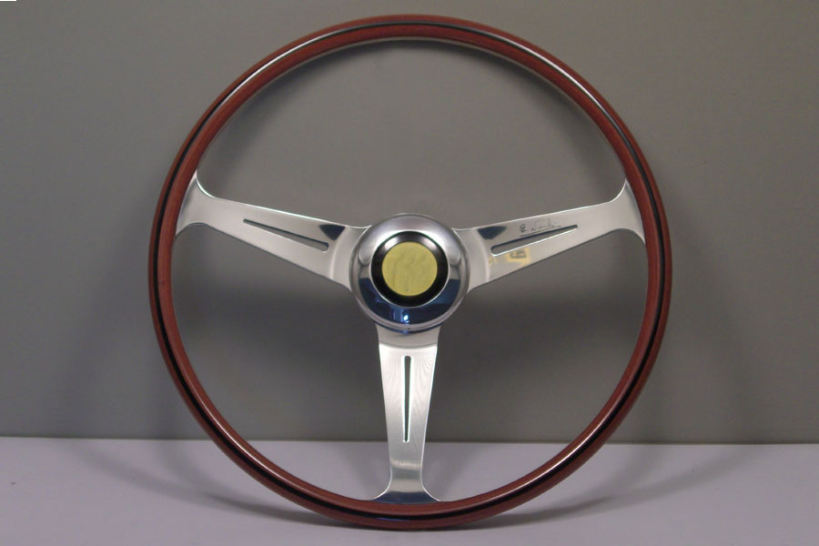 Steering wheel & Suspension