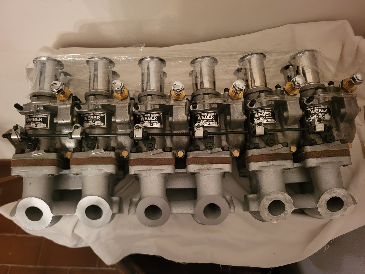 Ferrari 250 GTO - Set 6 Carburetors Weber 38 DCN