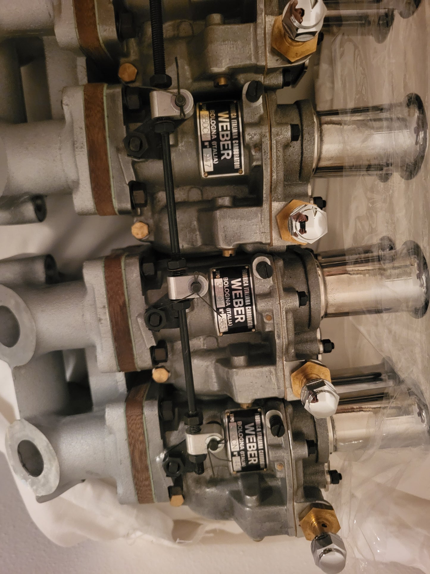 Ferrari 250 GTO - Set 6 Carburetors Weber 38 DCN