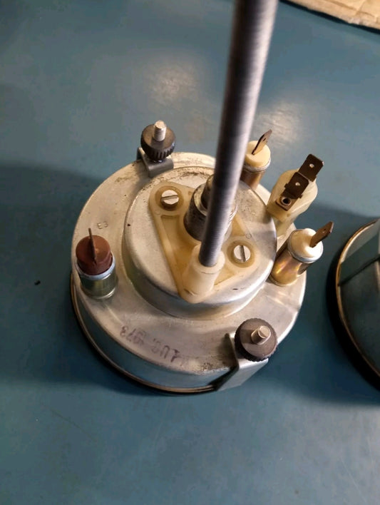 Iso Rivolta Tachometer Km/h Jaeger Generalüberholt 