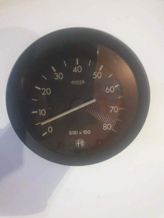 Alfa Romeo GT 1750 Tachometer Jaeger original one - AUTOVIVA PASSION